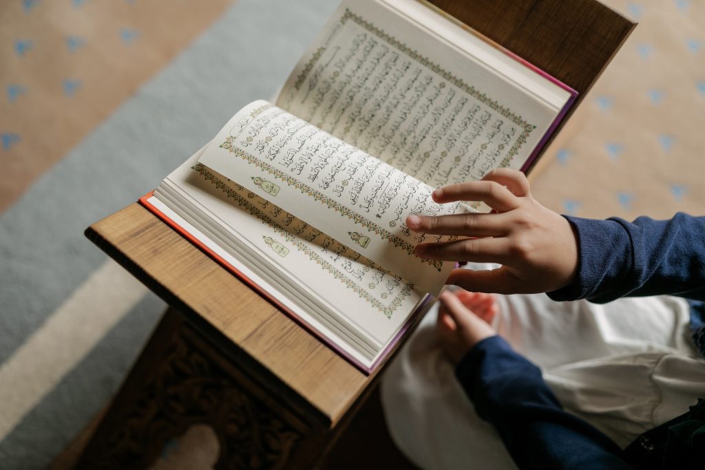 Quran classes,Spiritual development,Moral values,Family bonds,Intellectual growth - Confessions of a Hifz Mom – Why Quran Classes are Important for Both You and Your Children - IJAAZAH Confessions of a Hifz Mom – Why Quran Classes are Important for Both You and Your Children - Strengthening Your Own Faith: Heading: Deepening Your Connection with the Divine